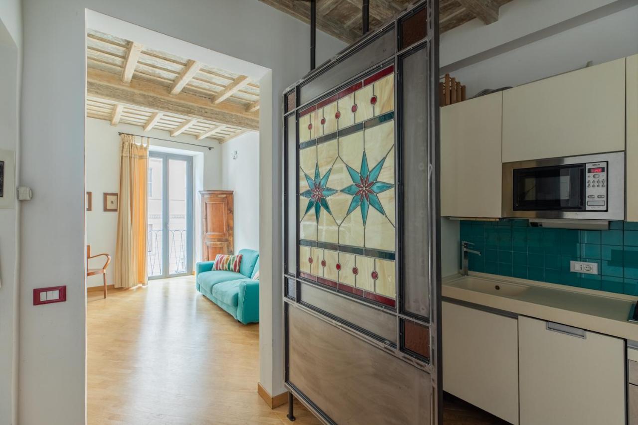 Iflat Colorful And Wood Near The Synagogue Apartment Rome Bagian luar foto