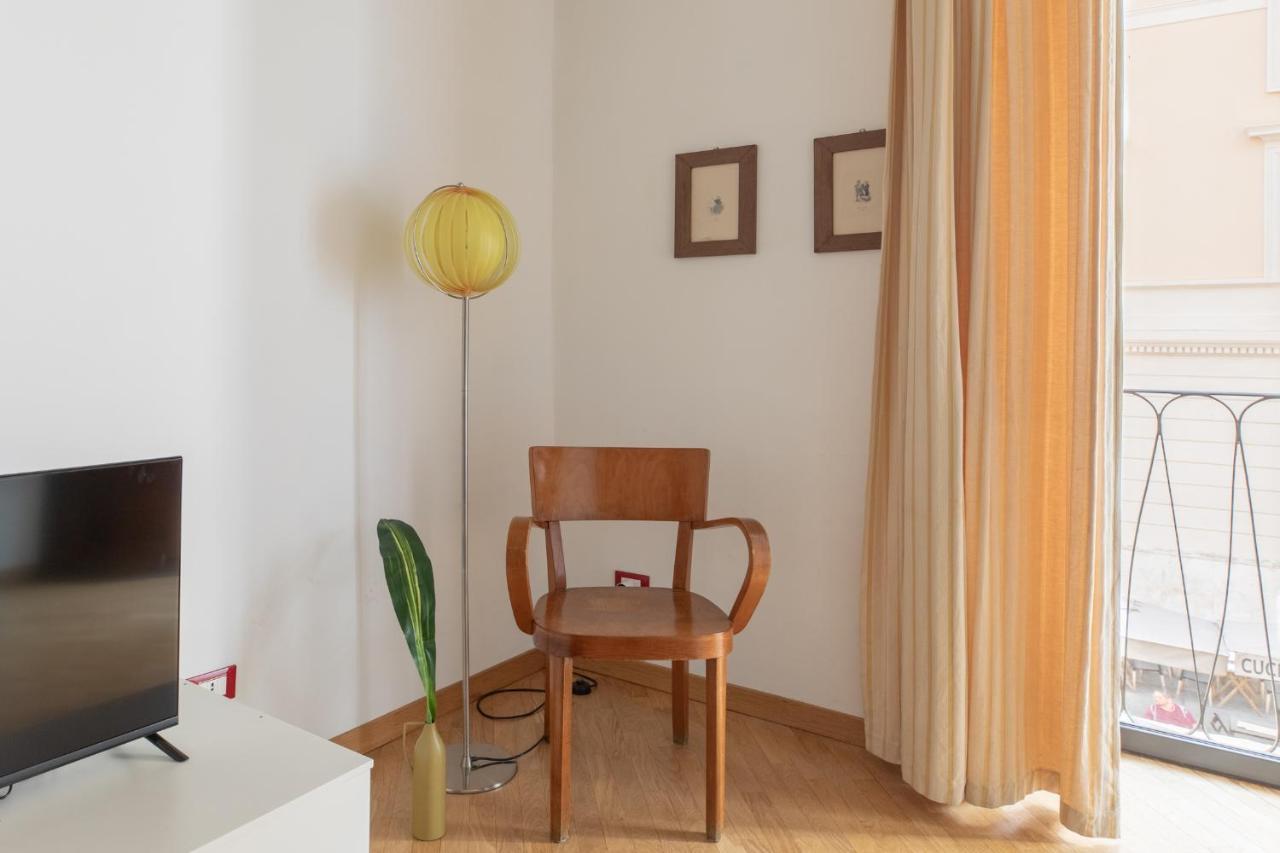 Iflat Colorful And Wood Near The Synagogue Apartment Rome Bagian luar foto